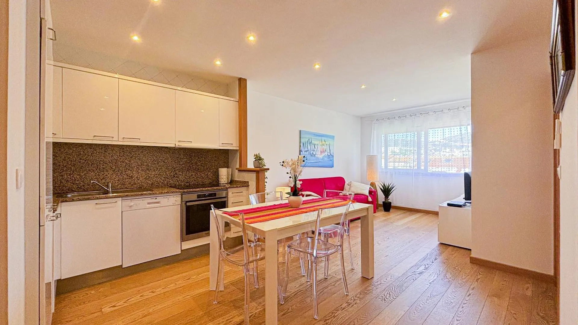 Suite Zara - Wifi, Ac, 4 Pers Nice Apartment